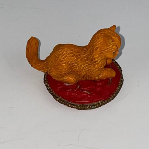 M.E.G. Vintage Kitty In My Pocket On Red Pillow Kids Pretend Play Figure 1994 - Picture 5 of 6